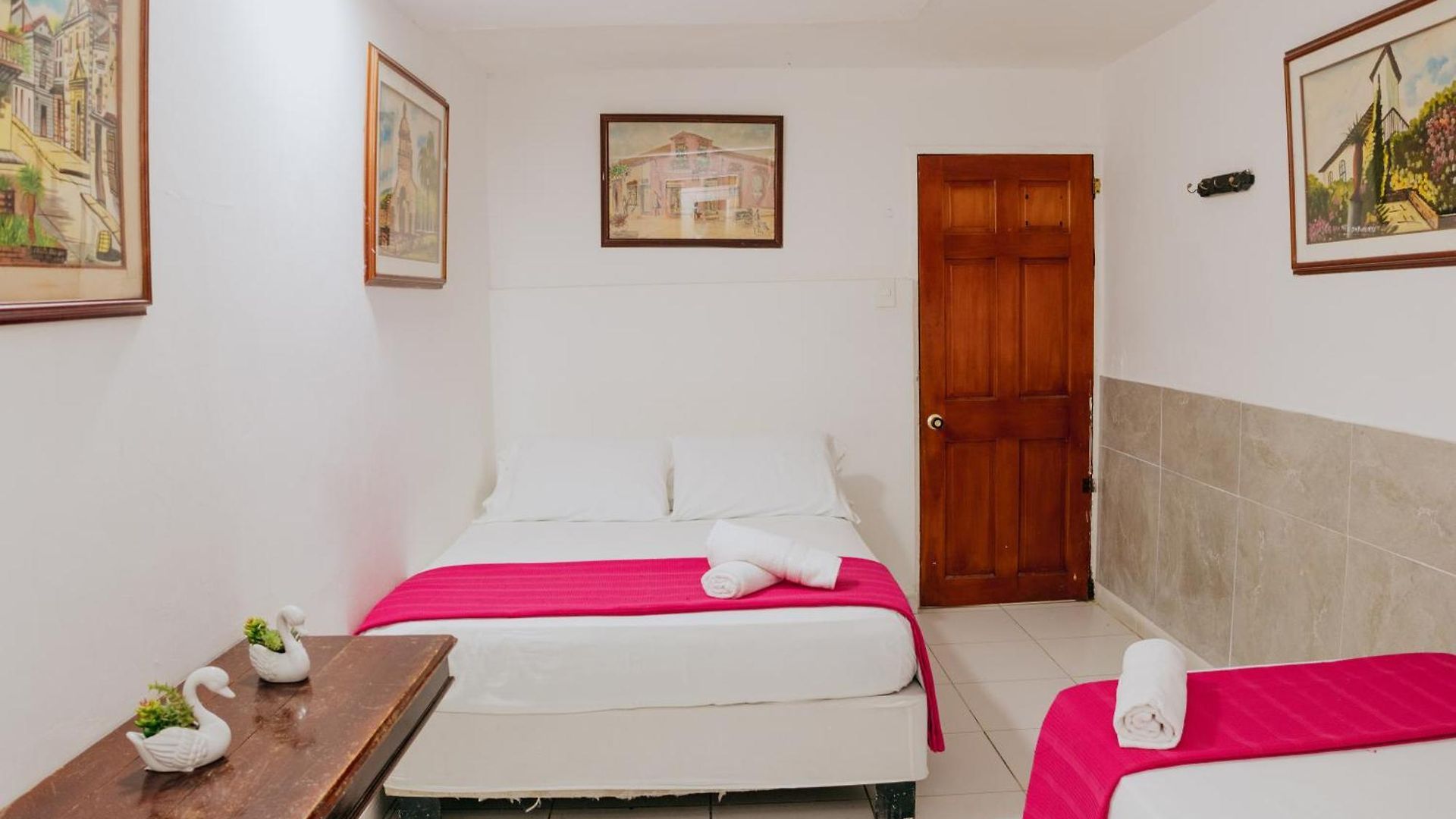 Ibatama Hotel *