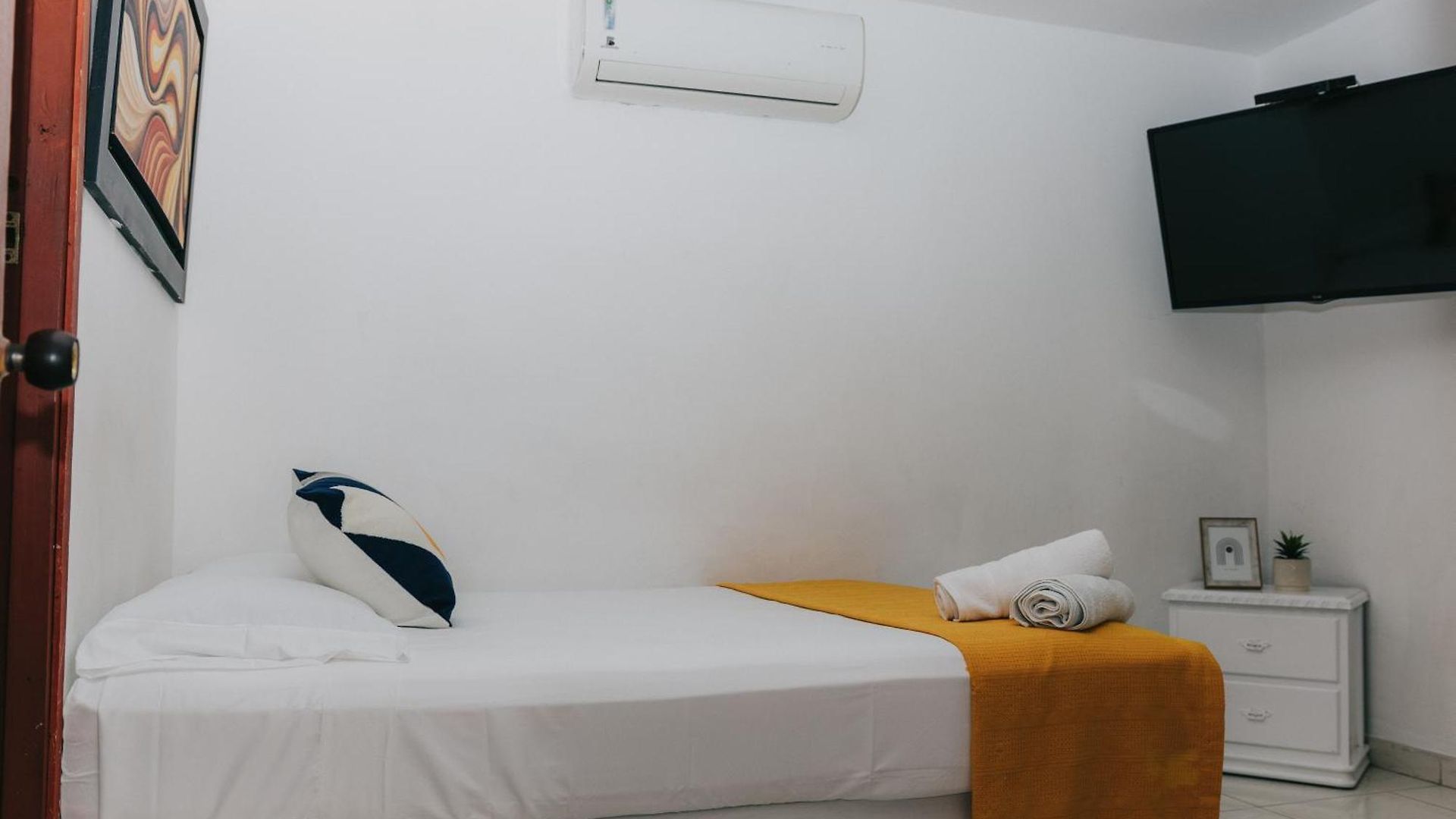 Ibatama Hotel *