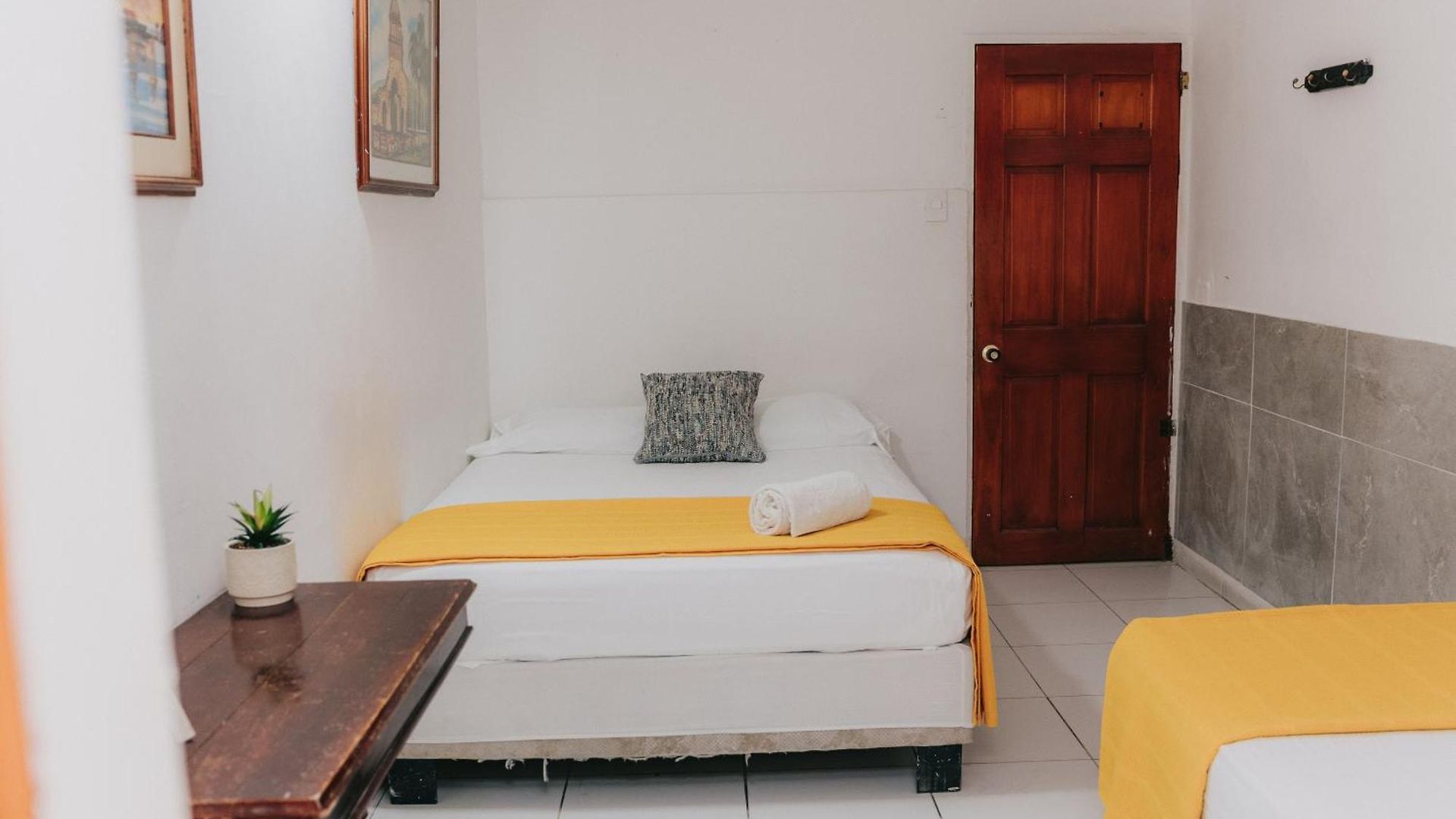 Hotel Ibatama *