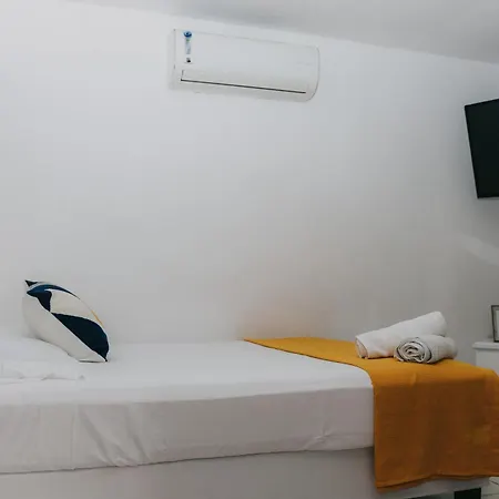 Ibatama Hotel *
